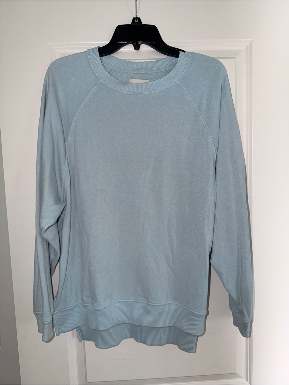 American Eagle Light Blue Jegging-Fit Sweatshirt